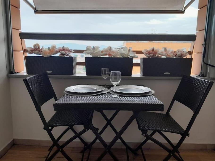 Attico Nelle Torri Di Fiumara Apartamento Génova Exterior foto